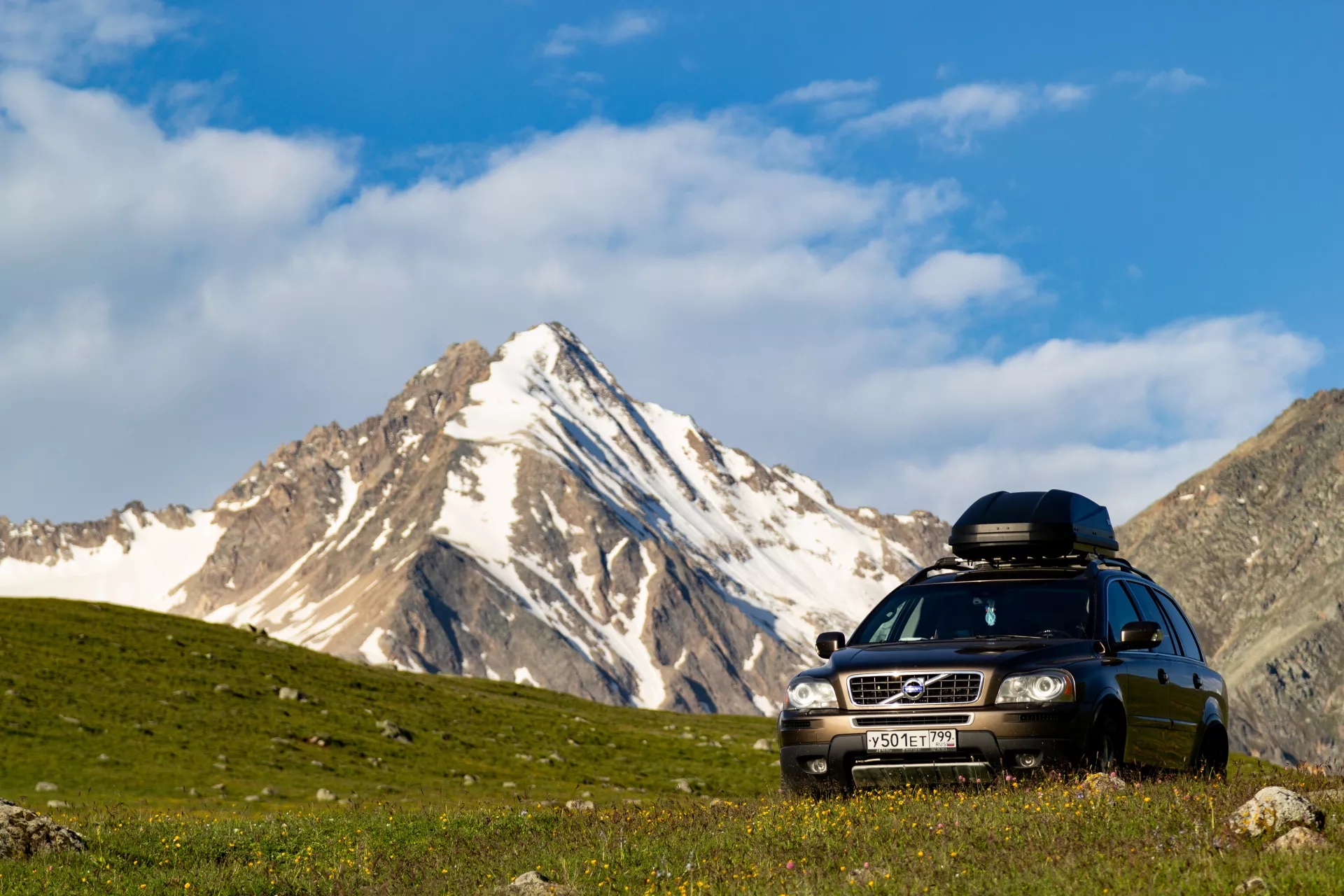 volvo xc90 на перевале Чегетджара